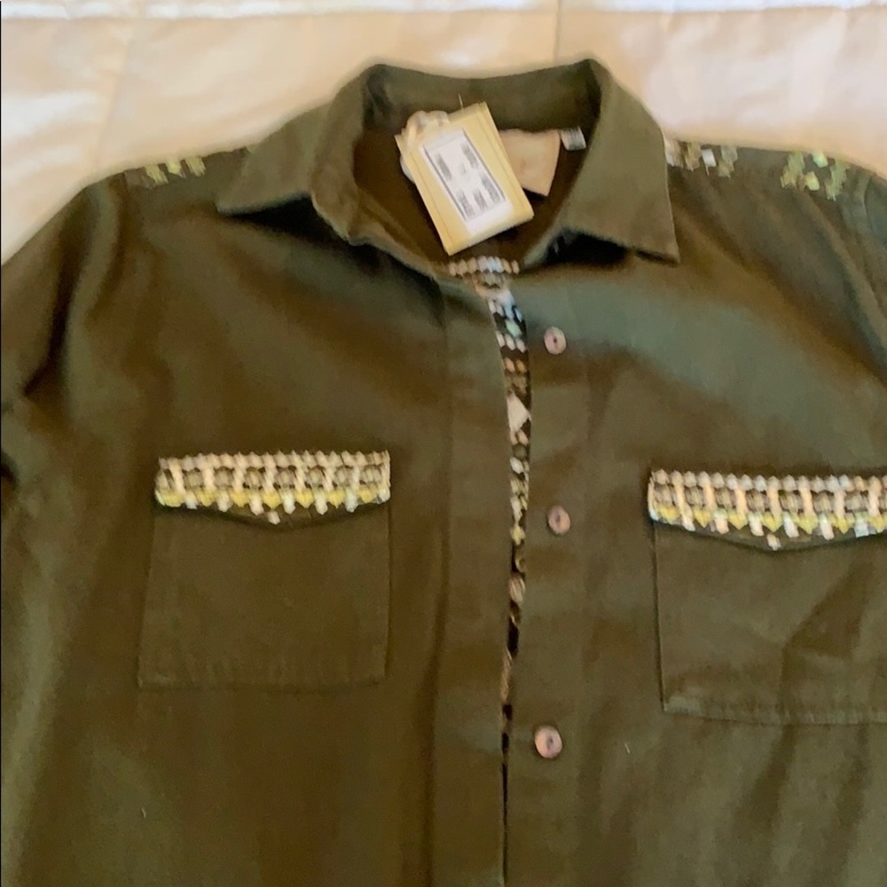 A light weight jacket olive green new with tags